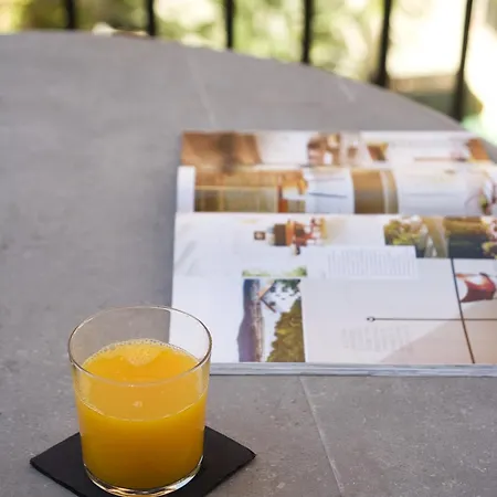 호텔 프라티크 람블라