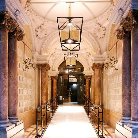 Hotel Praktik Rambla 3*