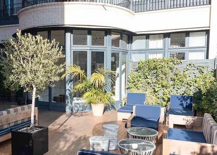 Praktik Rambla Hotel 3*