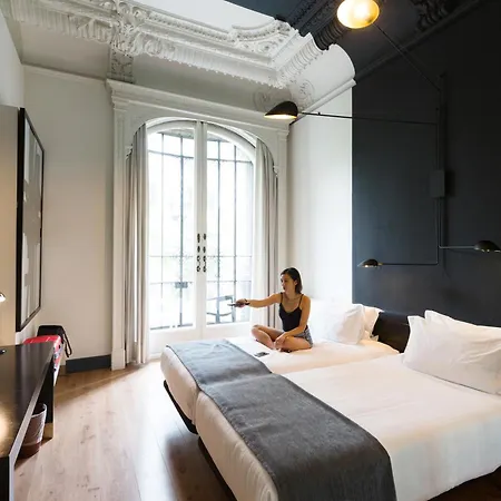 Praktik Rambla Hotell Barcelona